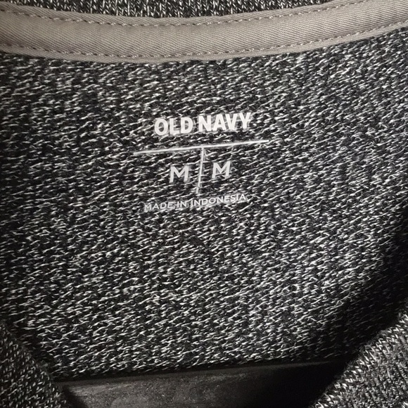 New no tags old navy long sleeve Henley shirt - Picture 4 of 5